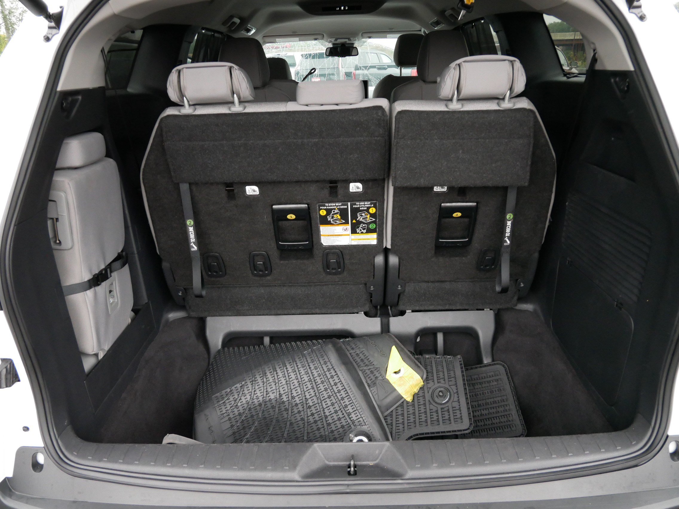 Certified 2026 Toyota Sienna LE FWD image 18