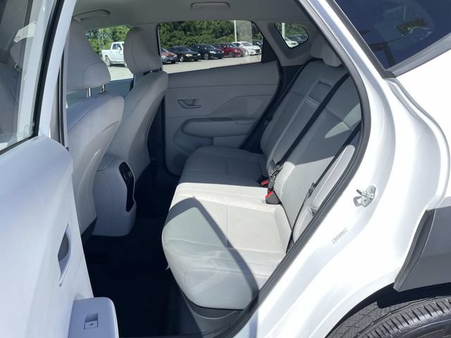 Used 2024 Hyundai Kona SEL AWD/4WD image 9