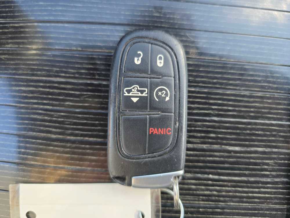 Used 2018 RAM 1500 Limited image 22