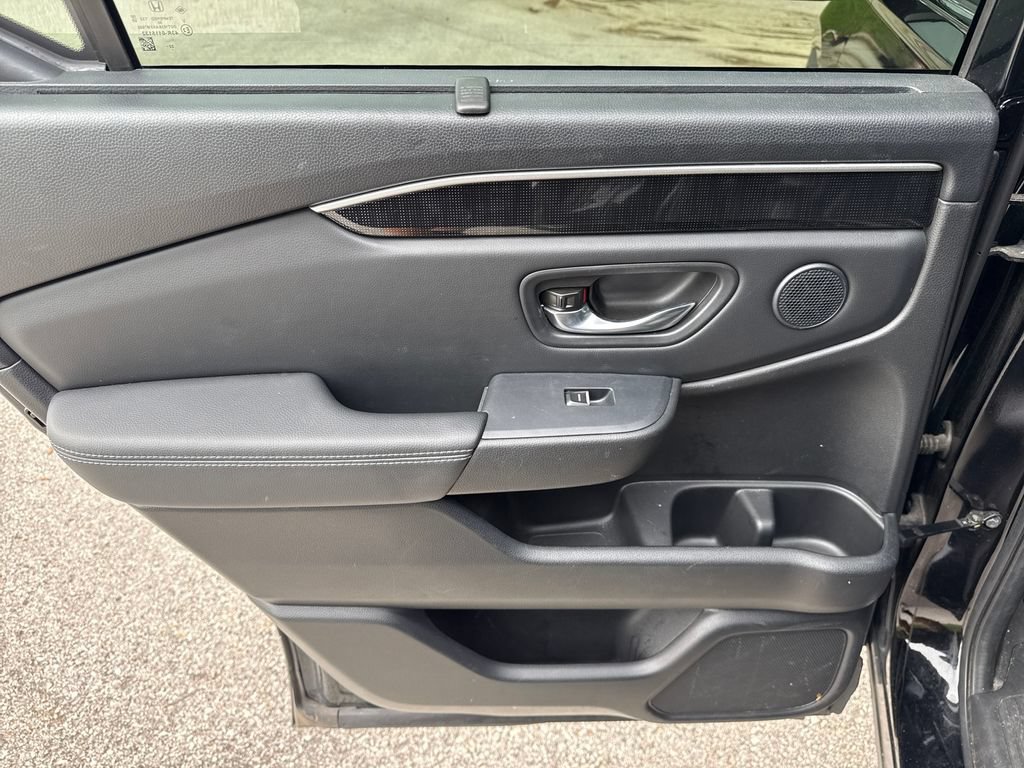Used 2023 Honda Pilot Elite image 23