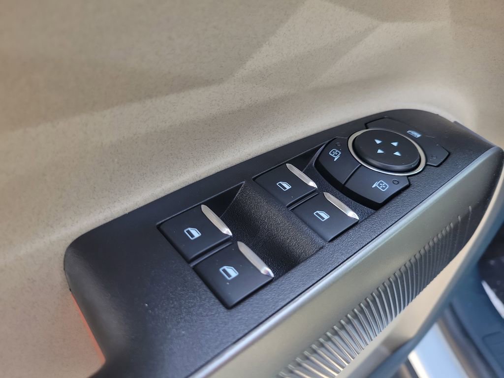 New 2026 Ford Maverick Lariat image 15