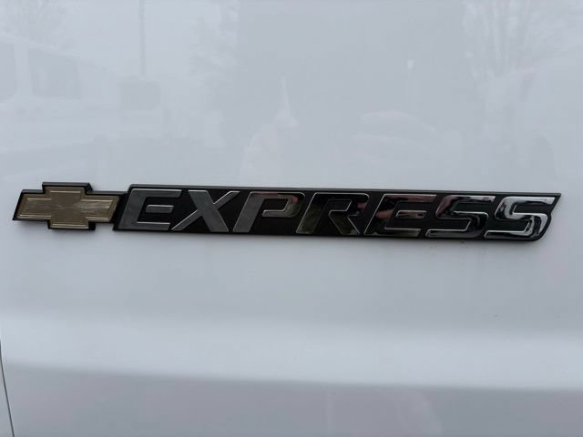 Used 2024 Chevrolet Express 2500 w/ Driver Convenience Package RWD image 6