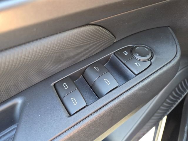 New 2026 Chevrolet Equinox EV LT image 6