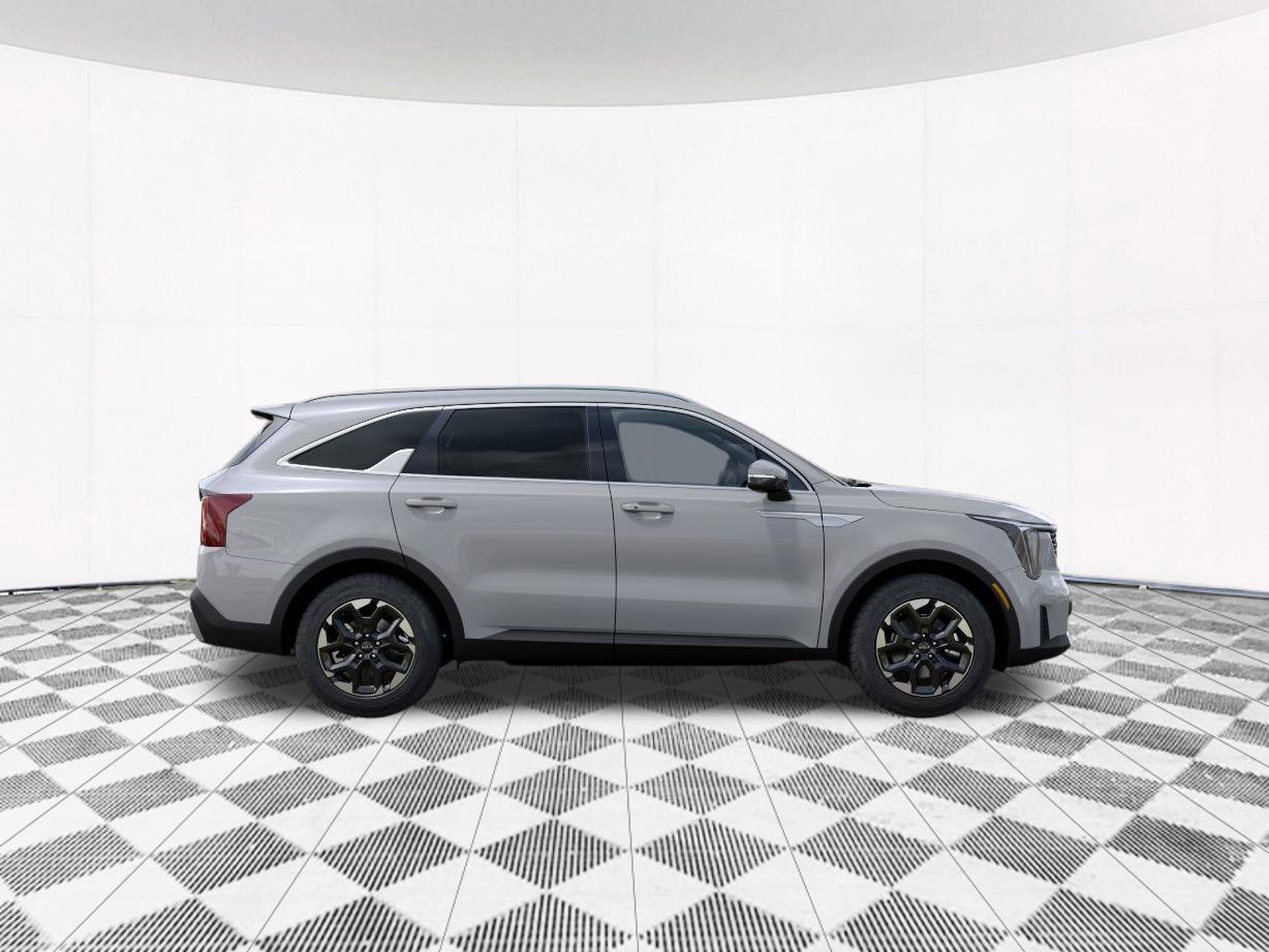 Used 2026 Kia Sorento S FWD image 8