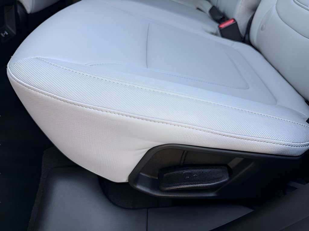 Certified 2025 Hyundai Tucson SEL image 18