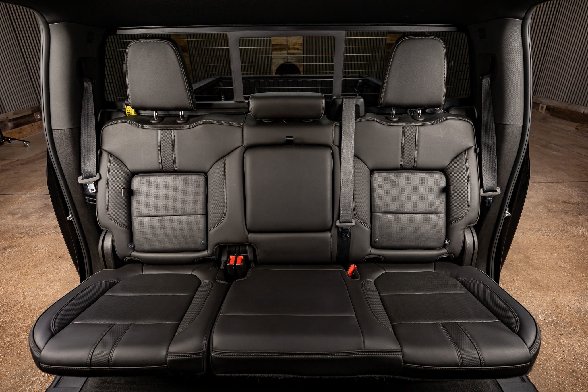 Used 2022 Chevrolet Silverado 3500 High Country image 35
