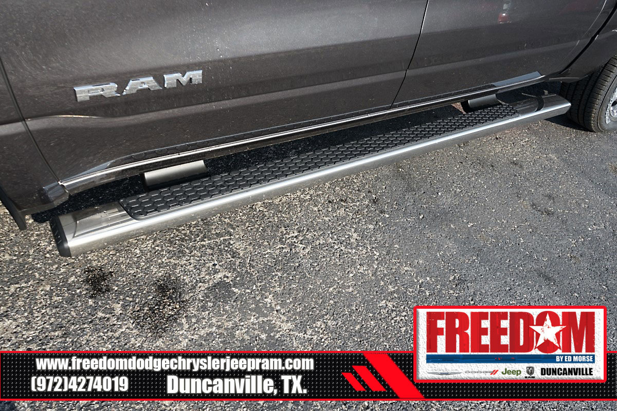 New 2023 RAM 1500 Laramie image 44