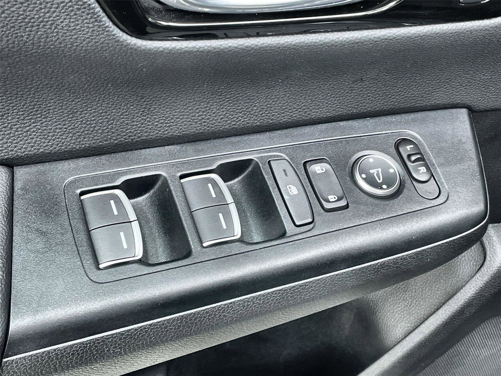 Certified 2025 Honda CR-V EX-L image 12