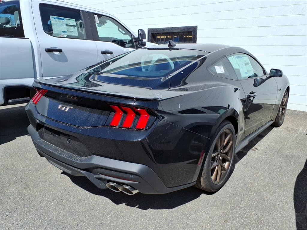 New 2026 Ford Mustang GT image 2