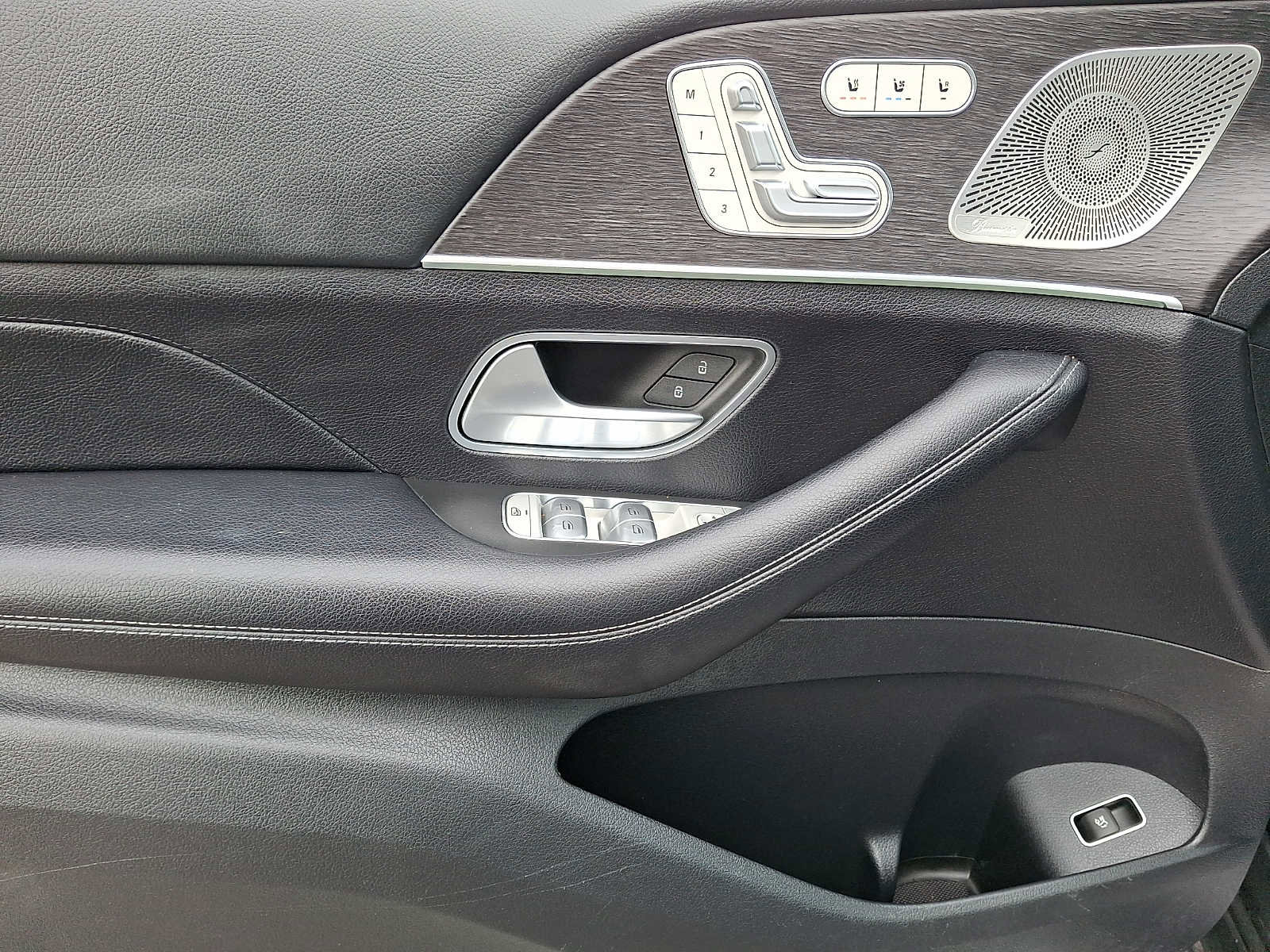 Used 2022 Mercedes-Benz GLE 450 4MATIC image 9