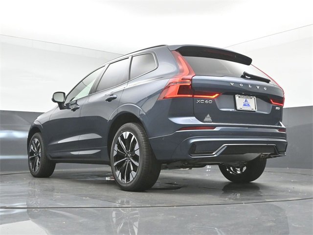 New 2026 Volvo XC60 B5 Plus w/ Protection Package Premier image 41