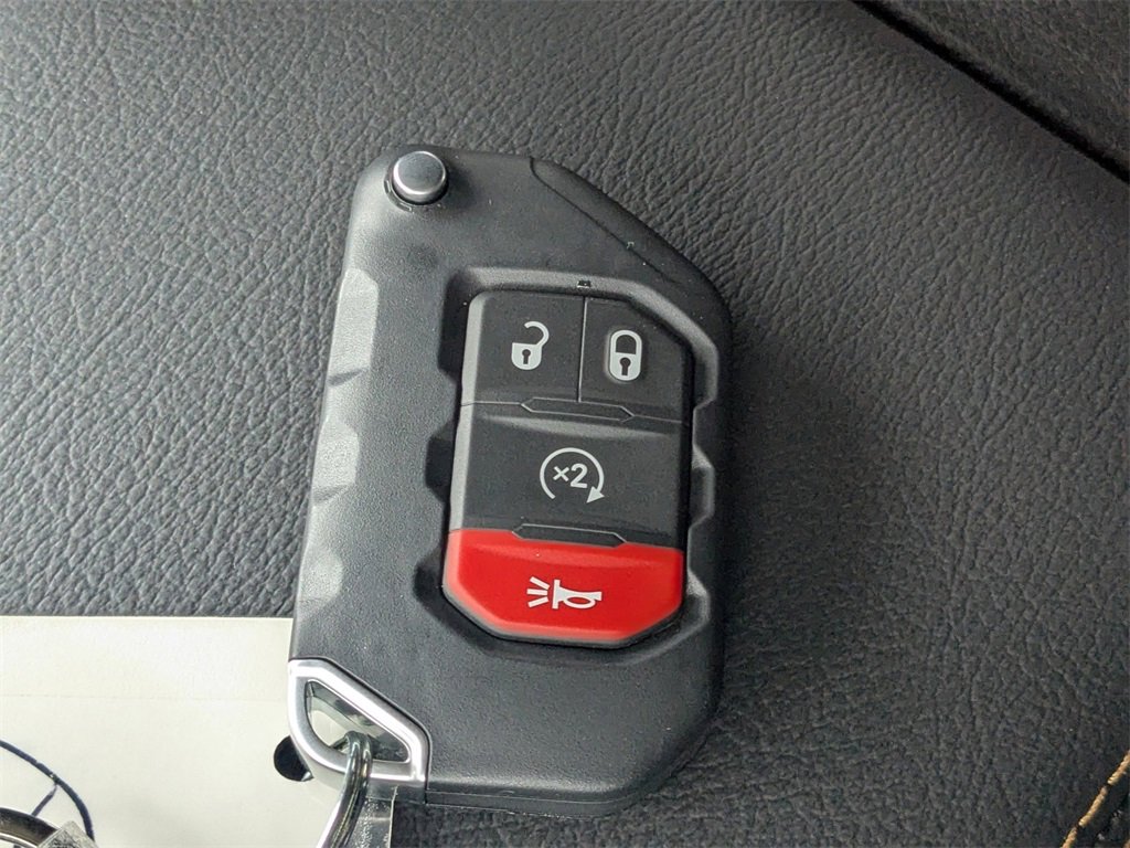 New 2026 Jeep Wrangler Sahara w/ Technology Group image 30