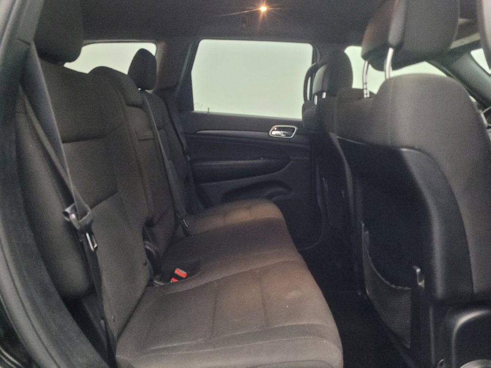Used 2018 Jeep Grand Cherokee Laredo RWD image 19