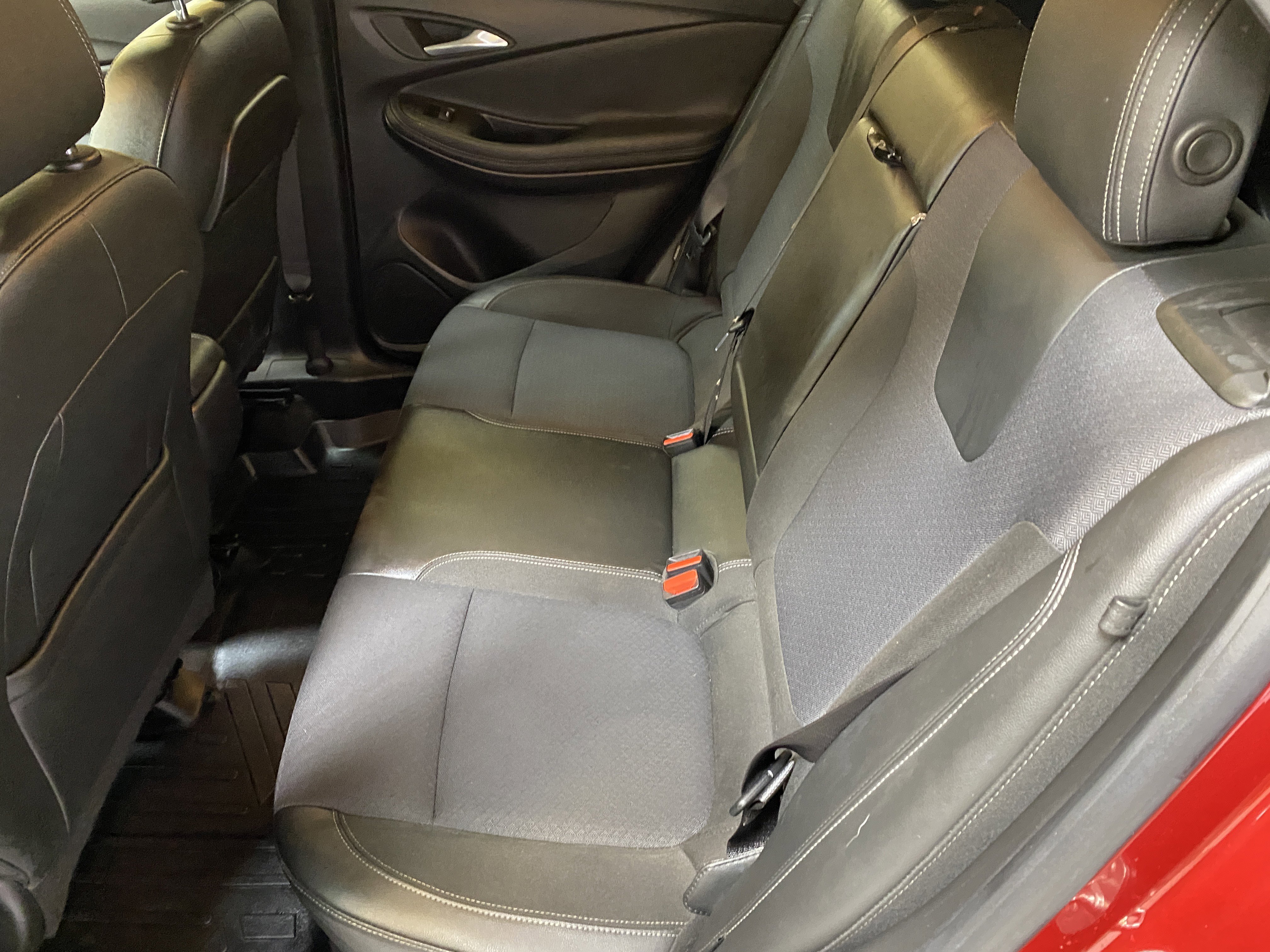 Used 2020 Buick Encore GX Select w/ Sport Touring Package image 22