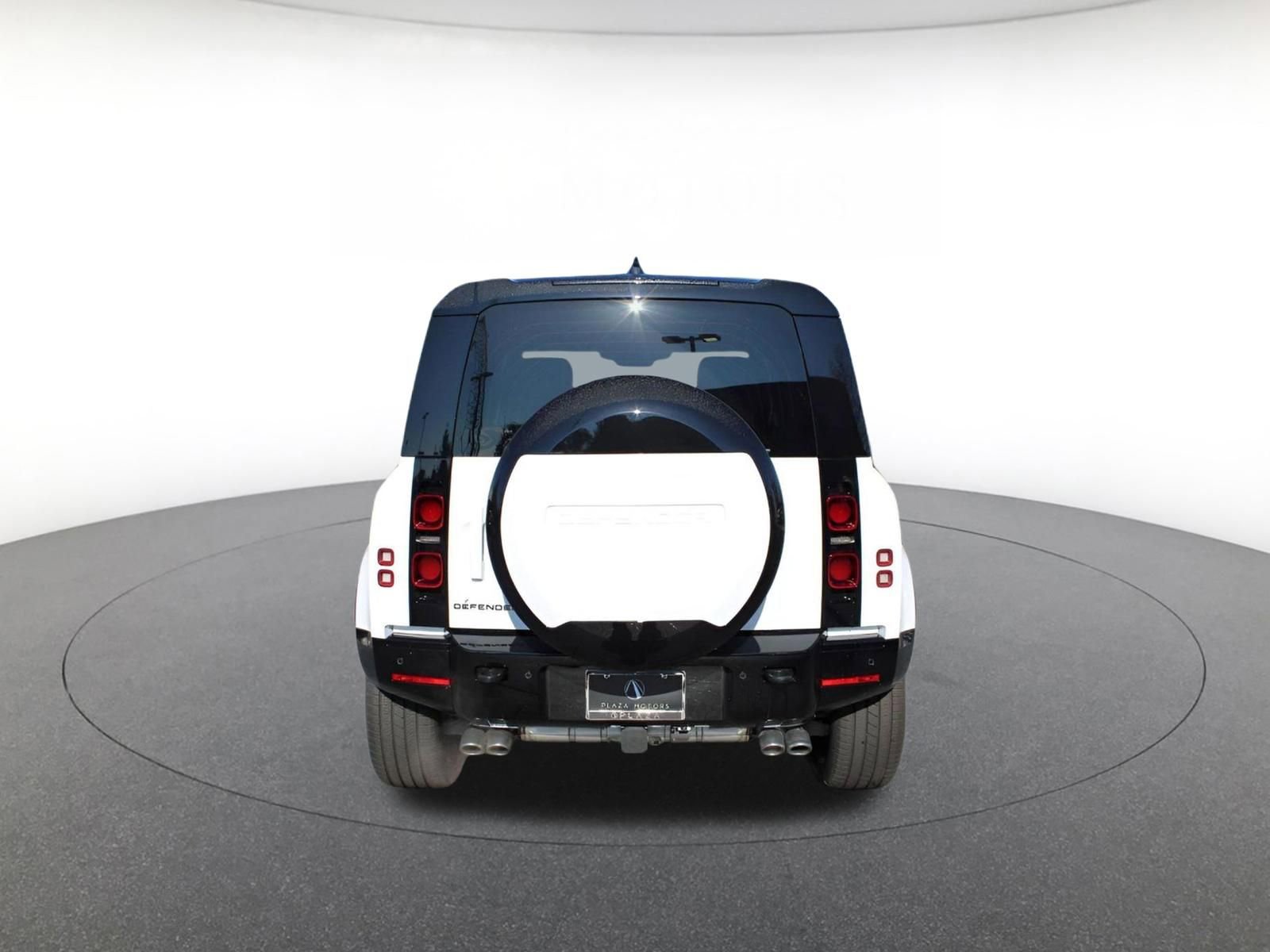 New 2025 Land Rover Defender 110 X-Dynamic SE image 7