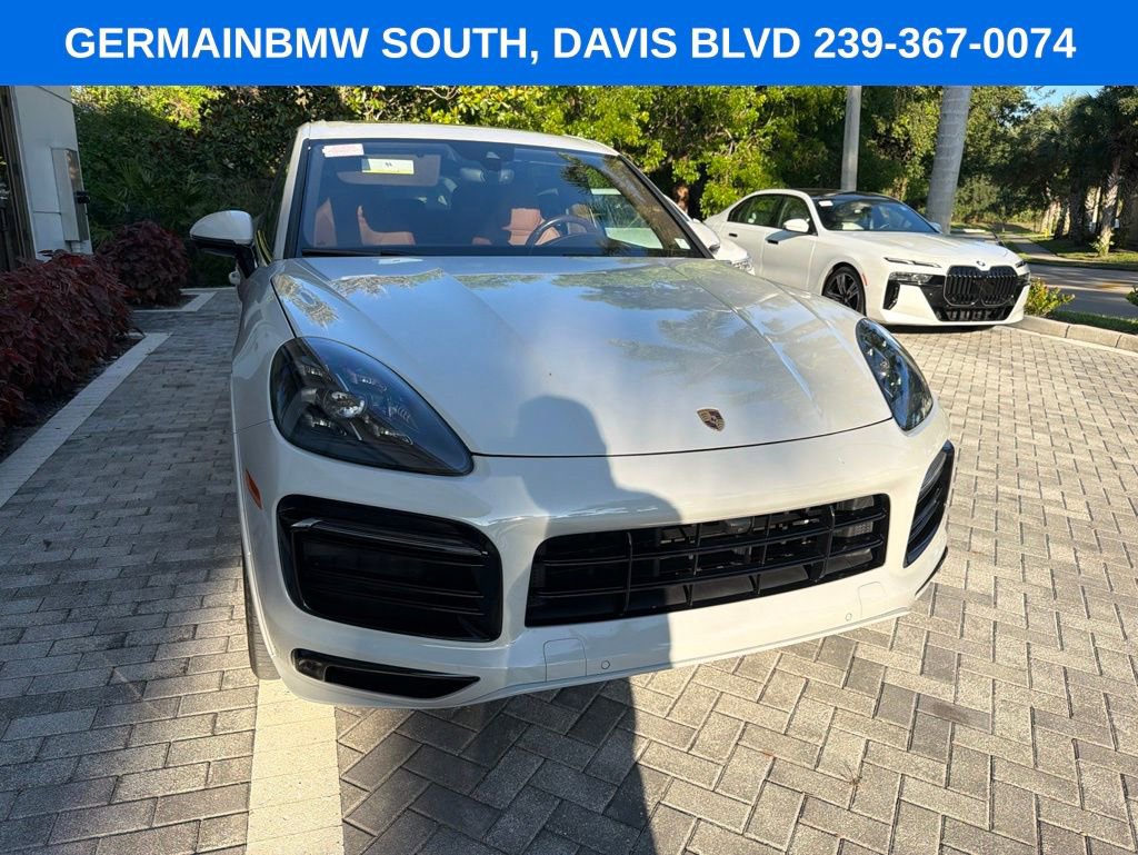 Used 2022 Porsche Cayenne GTS AWD/4WD image 36