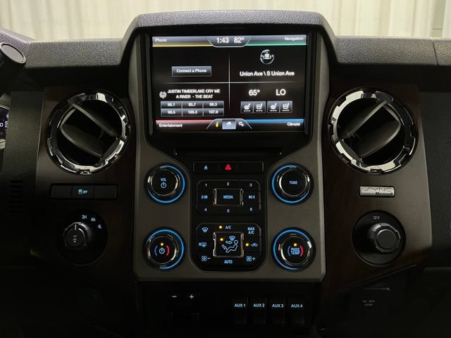 Used 2014 Ford F250 Lariat w/ Lariat Interior Package AWD/4WD image 18