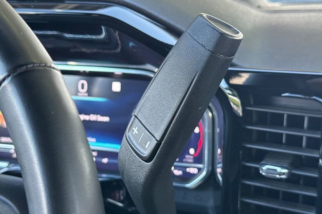 Used 2025 Chevrolet Silverado 2500 LT w/ Convenience Package image 34