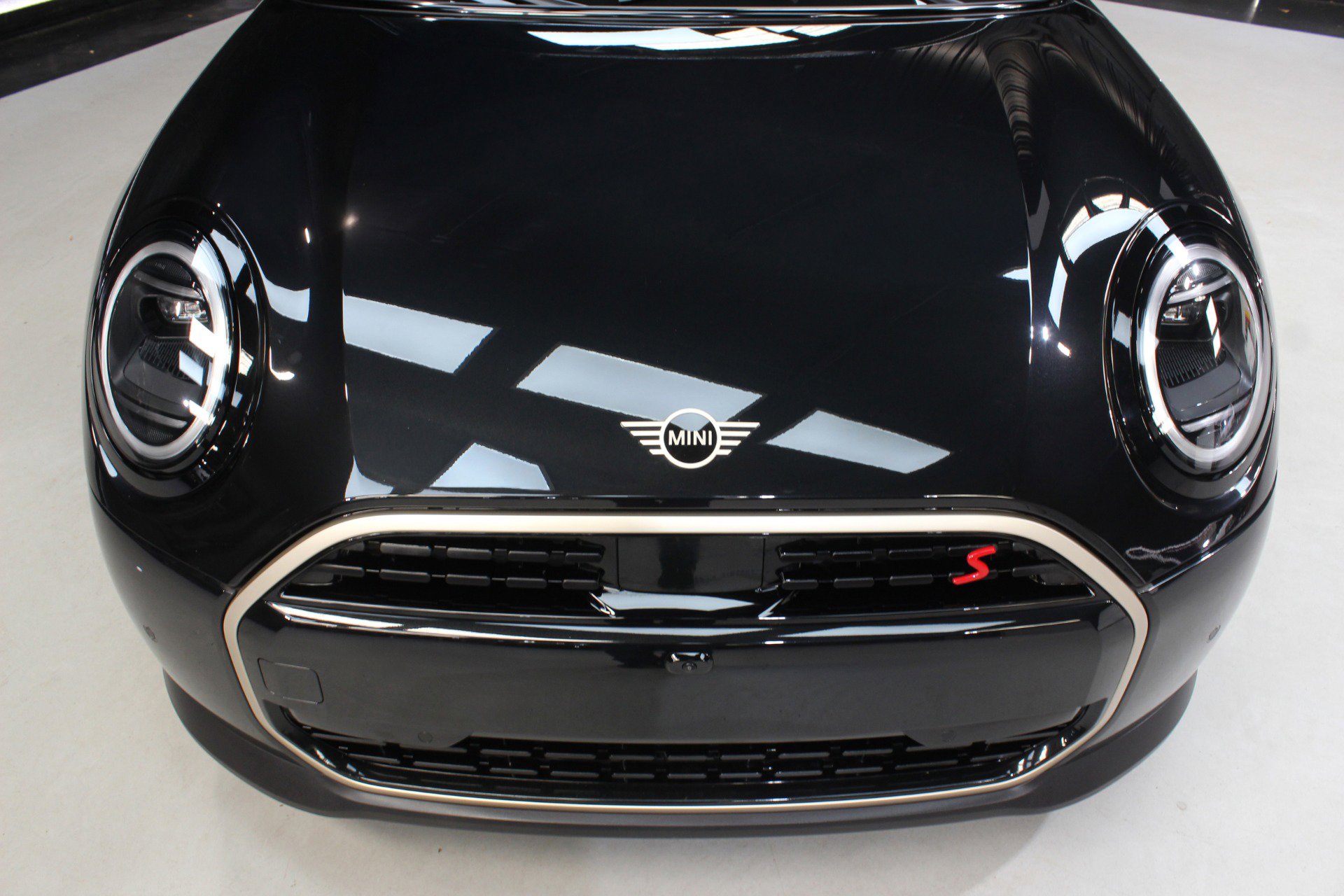 Used 2025 MINI Cooper S image 6