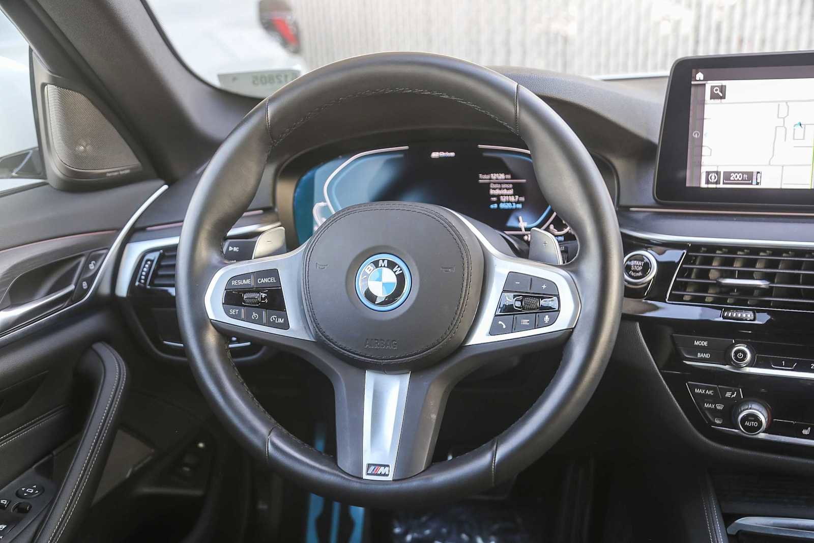 Certified 2023 BMW 530e w/ M Sport Package image 12