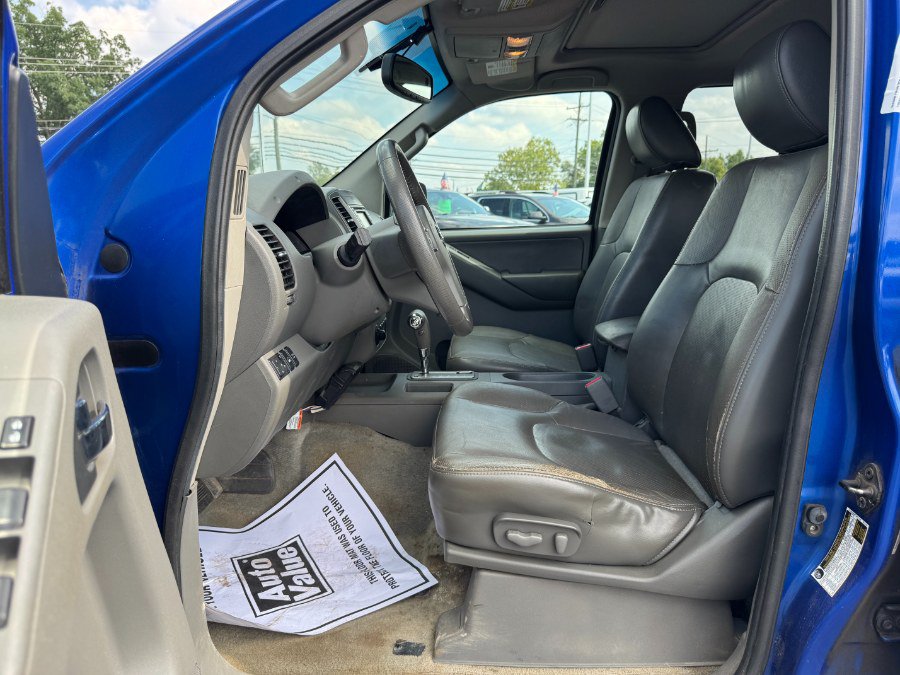 Used 2014 Nissan Frontier SV AWD/4WD image 15