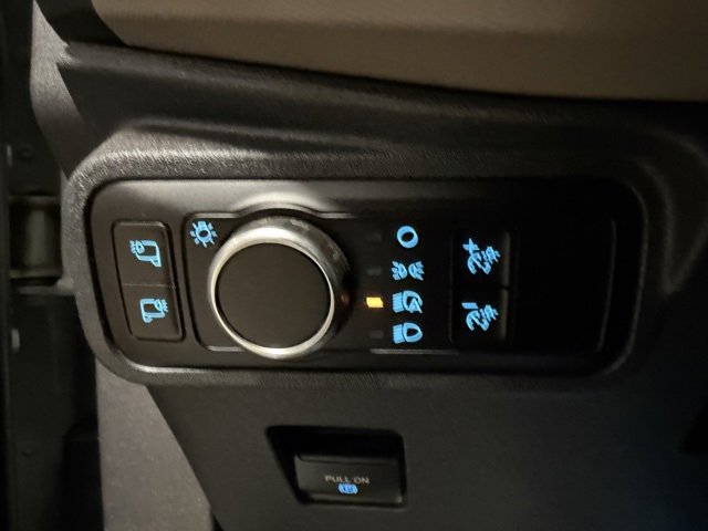 Used 2024 Ford Bronco Wildtrak image 24