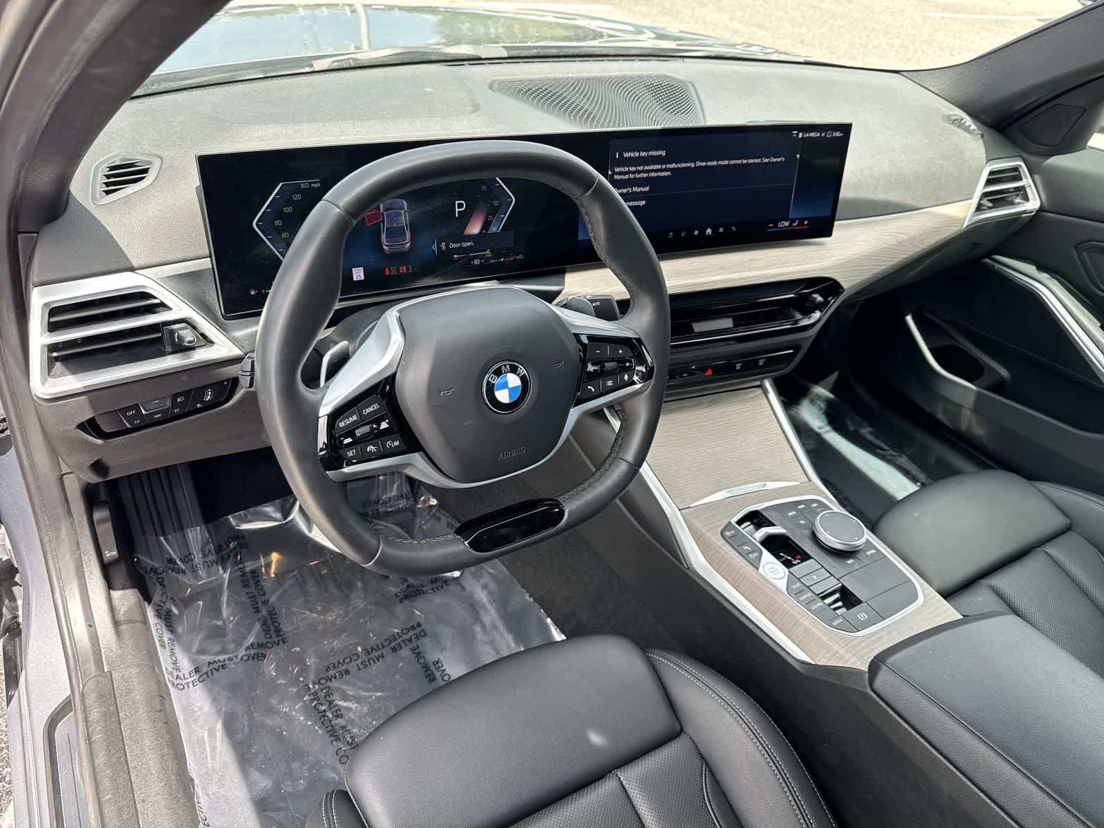 Used 2025 BMW 330i xDrive Sedan AWD/4WD image 10