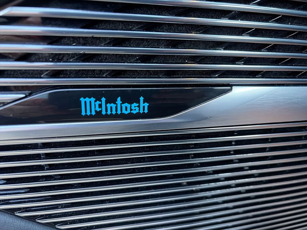 Used 2022 Jeep Grand Wagoneer Series III w/ Rear Seat Video Group 1 AWD/4WD image 32