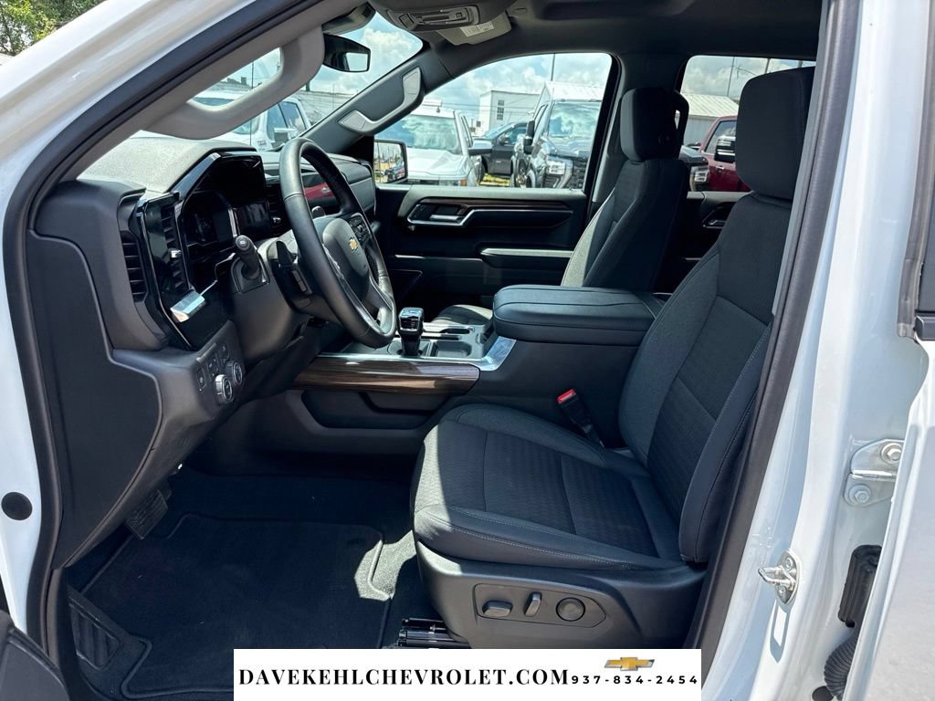 Used 2023 Chevrolet Silverado 1500 LT AWD/4WD image 11