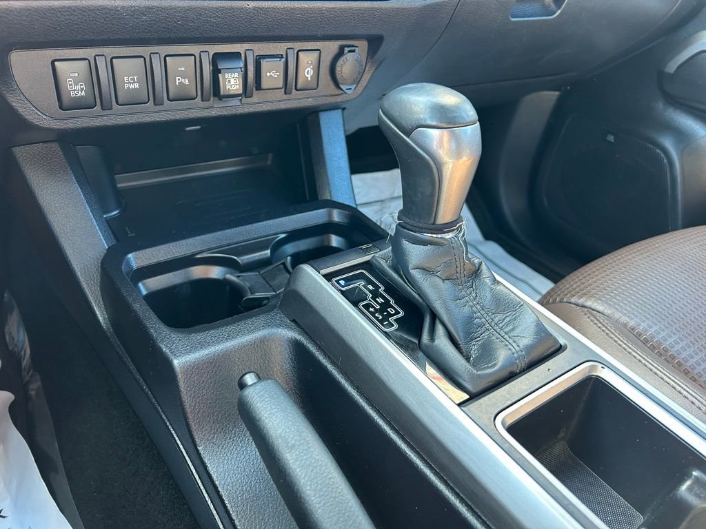 Certified 2021 Toyota Tacoma Limited image 21