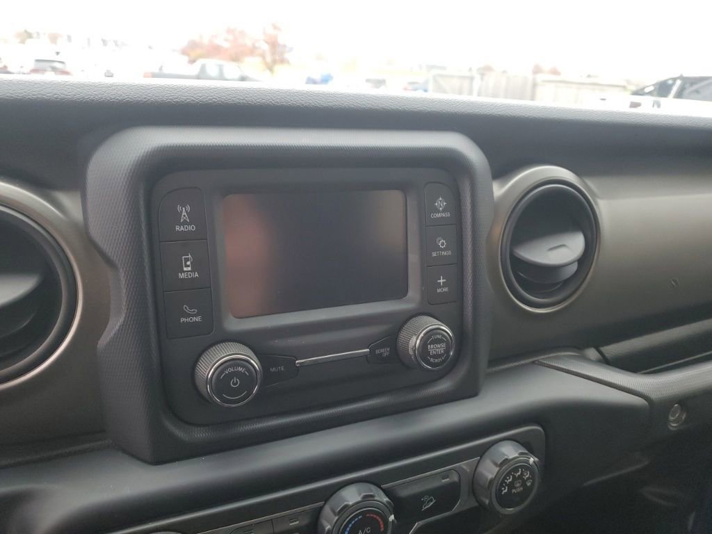 Used 2019 Jeep Wrangler Unlimited Sport S image 17