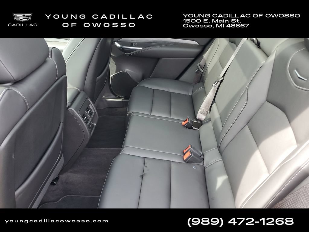Used 2024 Cadillac XT4 Premium Luxury w/ Cold Weather Package AWD/4WD image 27