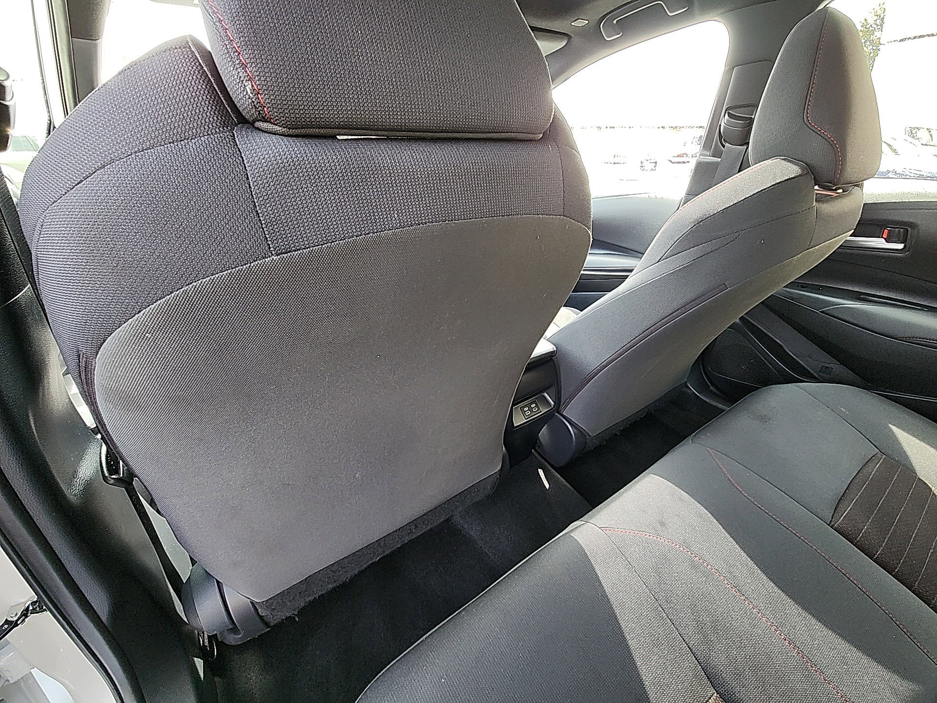 Certified 2024 Toyota Corolla SE w/ SE Package image 24