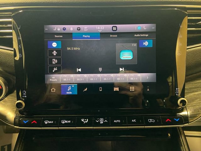 Used 2024 Jeep Wagoneer L Series II w/ Flexible Seating Group image 20