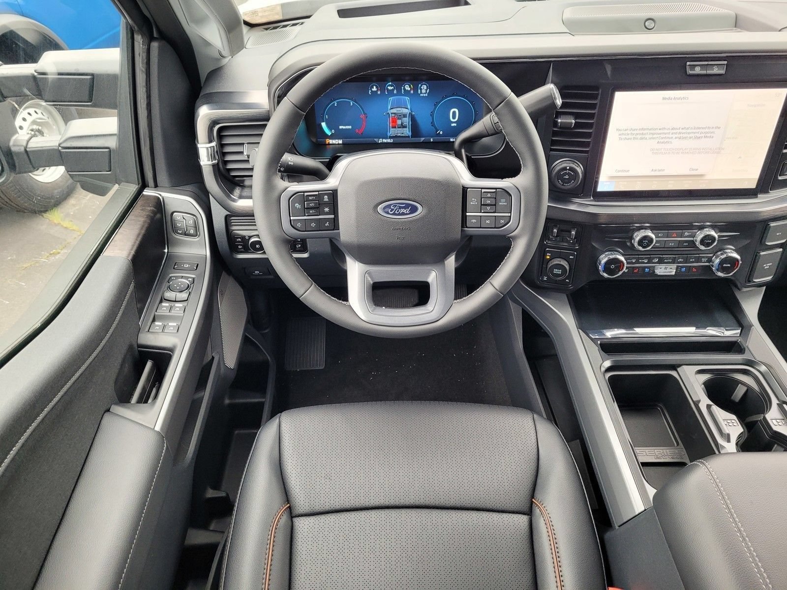 New 2026 Ford F250 Lariat w/ Lariat Ultimate Package AWD/4WD image 9