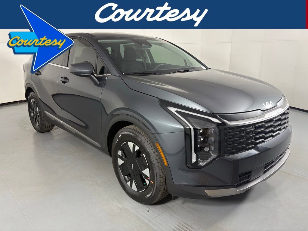 New 2026 Kia Sportage LX image 1