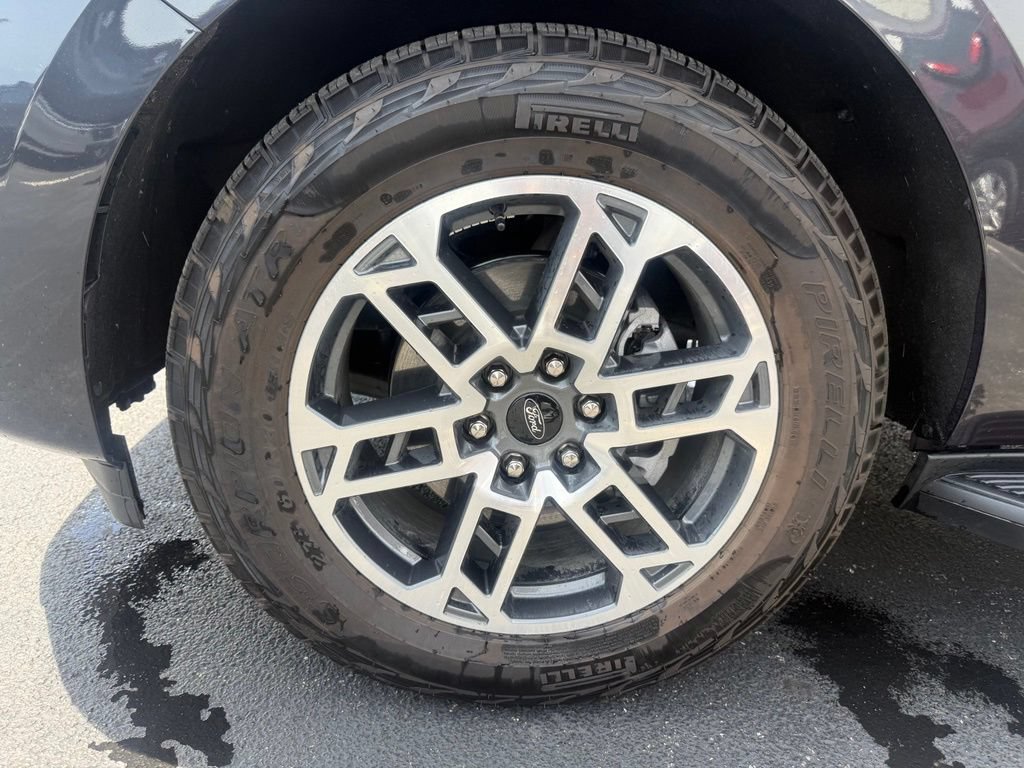 New 2026 Ford Expedition Active AWD/4WD image 11