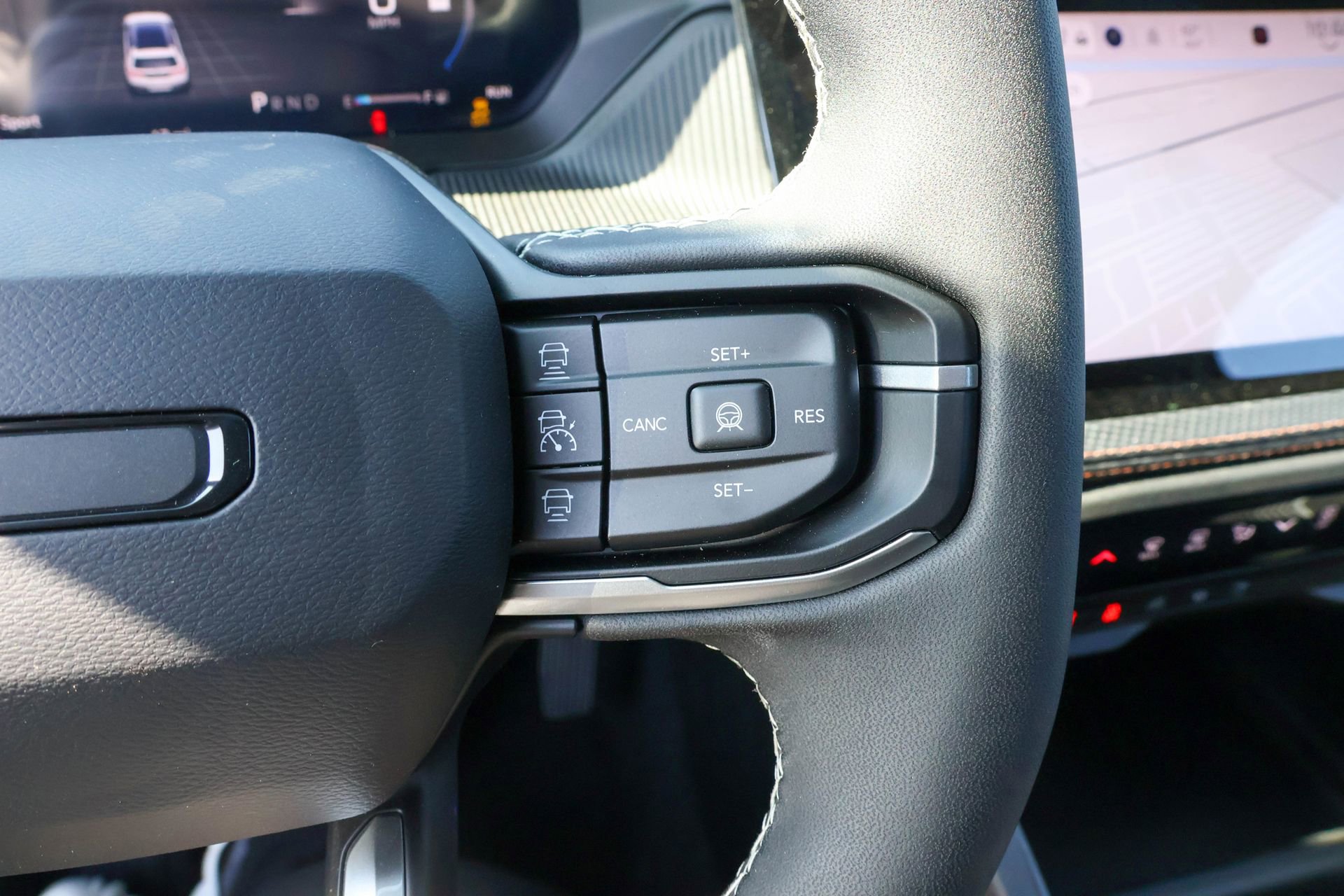 New 2026 Jeep Cherokee Overland w/ Advanced Pro Tech Group image 30