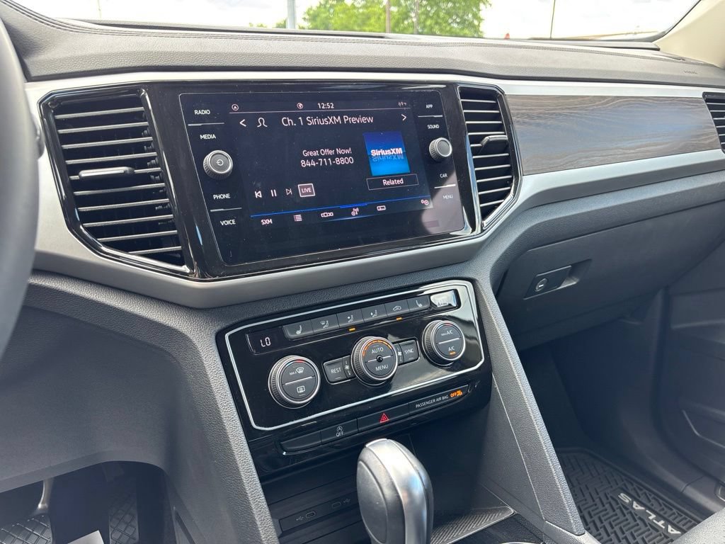 Certified 2023 Volkswagen Atlas SE FWD image 22