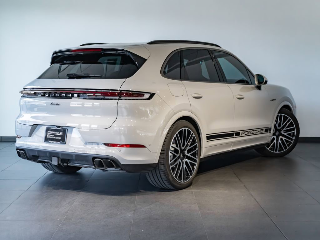 Certified 2025 Porsche Cayenne Turbo image 7