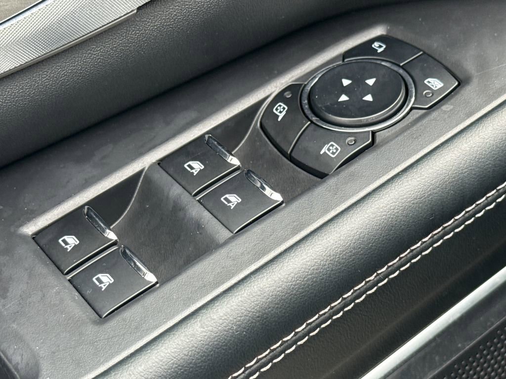 Used 2025 Ford Expedition Platinum AWD/4WD image 22