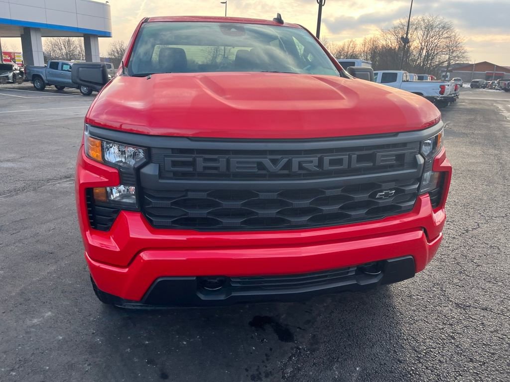 Used 2025 Chevrolet Silverado 1500 Custom w/ Turbomax Blackout Package image 8