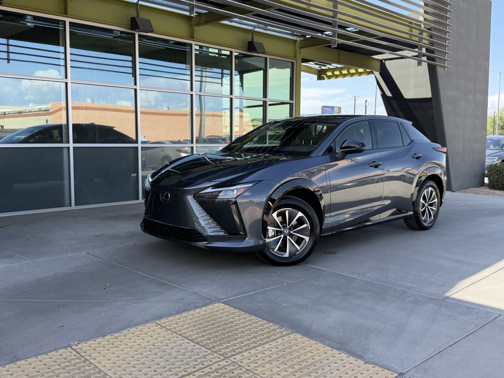 Used 2025 Lexus RZ 300e w/ Accessory Package (P5)