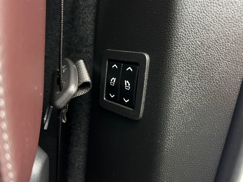 Used 2022 Cadillac XT6 Premium Luxury image 22