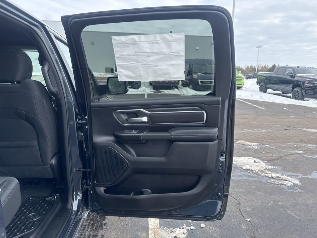 New 2026 RAM 1500 4x4 Crew Cab image 44