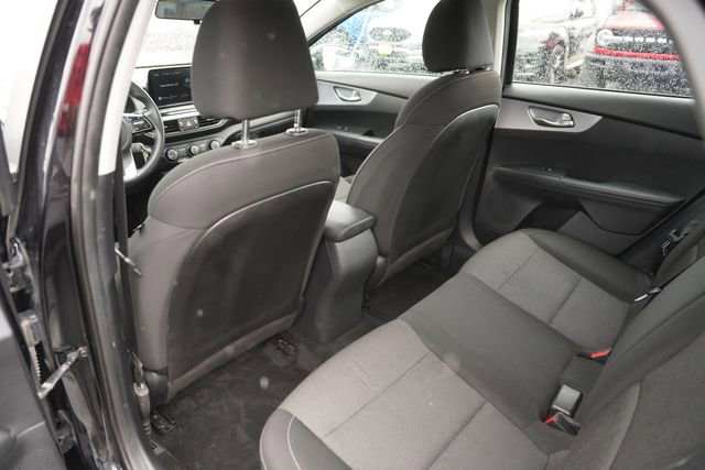 Used 2022 Kia Forte LXS image 11