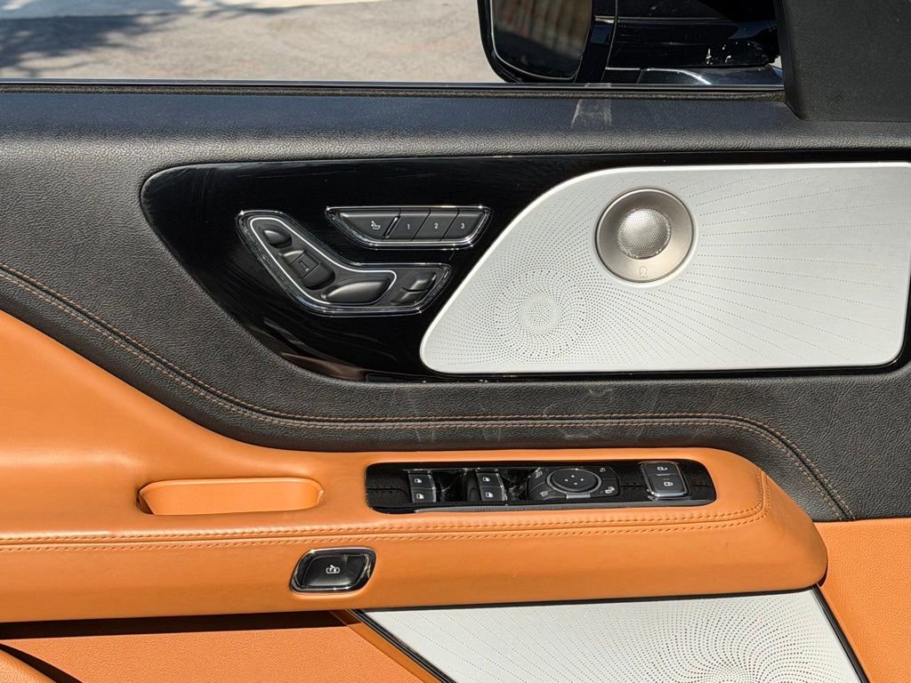 Used 2023 Lincoln Aviator Black Label image 28