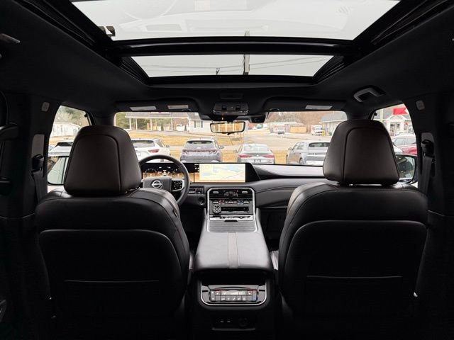 Used 2025 Nissan Armada Platinum Reserve image 26