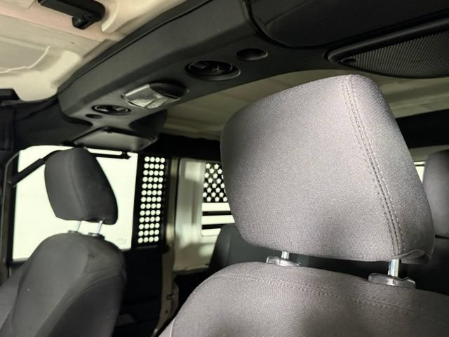Used 2018 Jeep Wrangler Unlimited Sport S AWD/4WD image 16