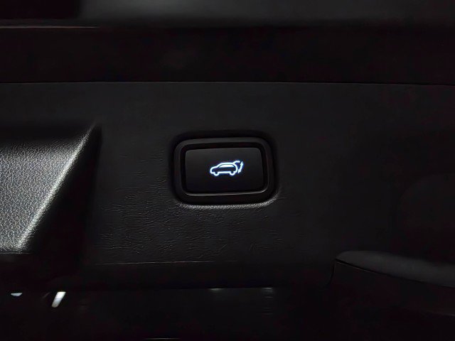 Used 2023 Hyundai Tucson Limited image 40